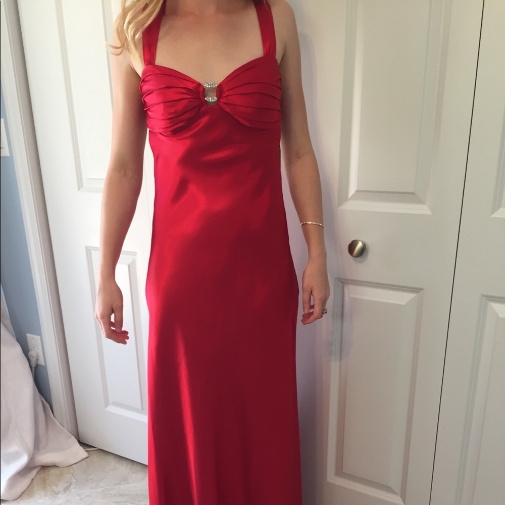 Lovely statement red silky evening dress!